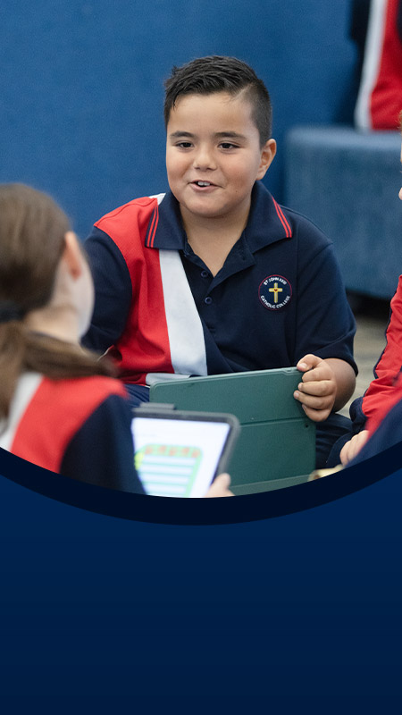 Students learning together in the classroom at St John XXIII College Stanhope Gardens