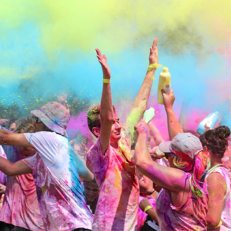 Students participating in the colour run at St John XXIII College Stanhope Gardens