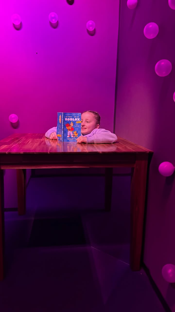 985134770284421_1316135117184383-1