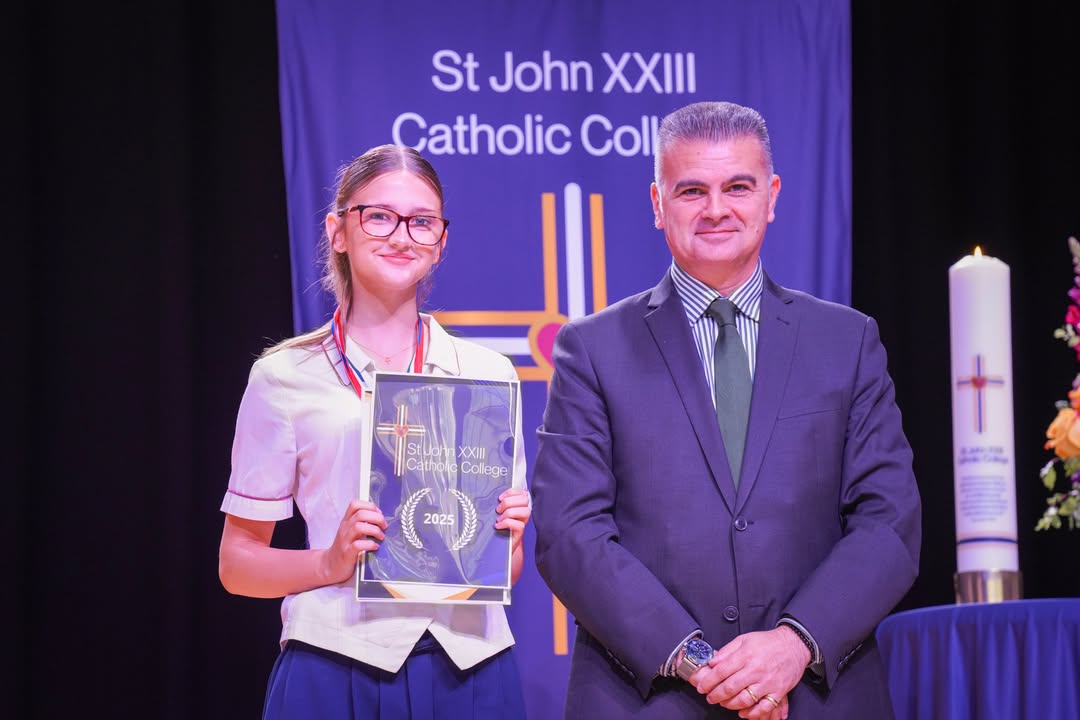 985134770284421_1417219437075950-1