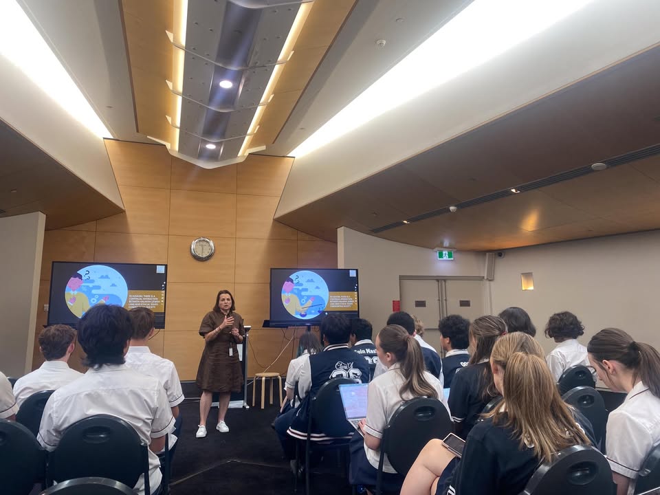 985134770284421_1417939930337234-1