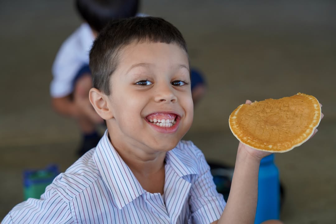 985134770284421_1496553765809183-1