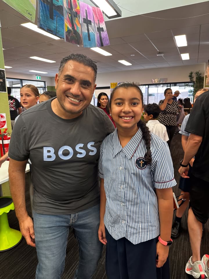 985134770284421_1501182358679657-1