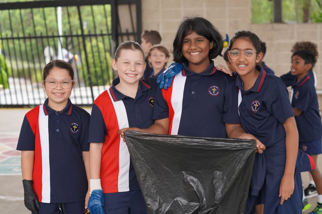 985134770284421_1508288841302342-1