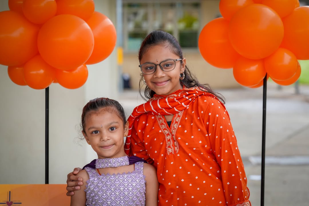 985134770284421_1525871679544058-1