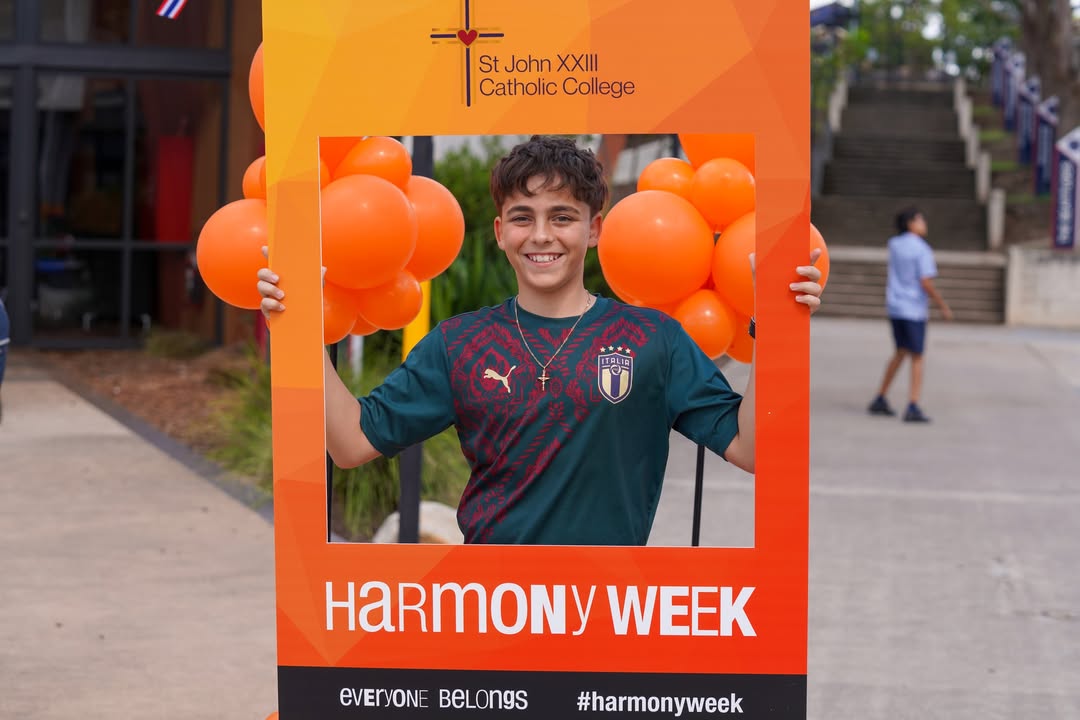 985134770284421_1526875629443663-1